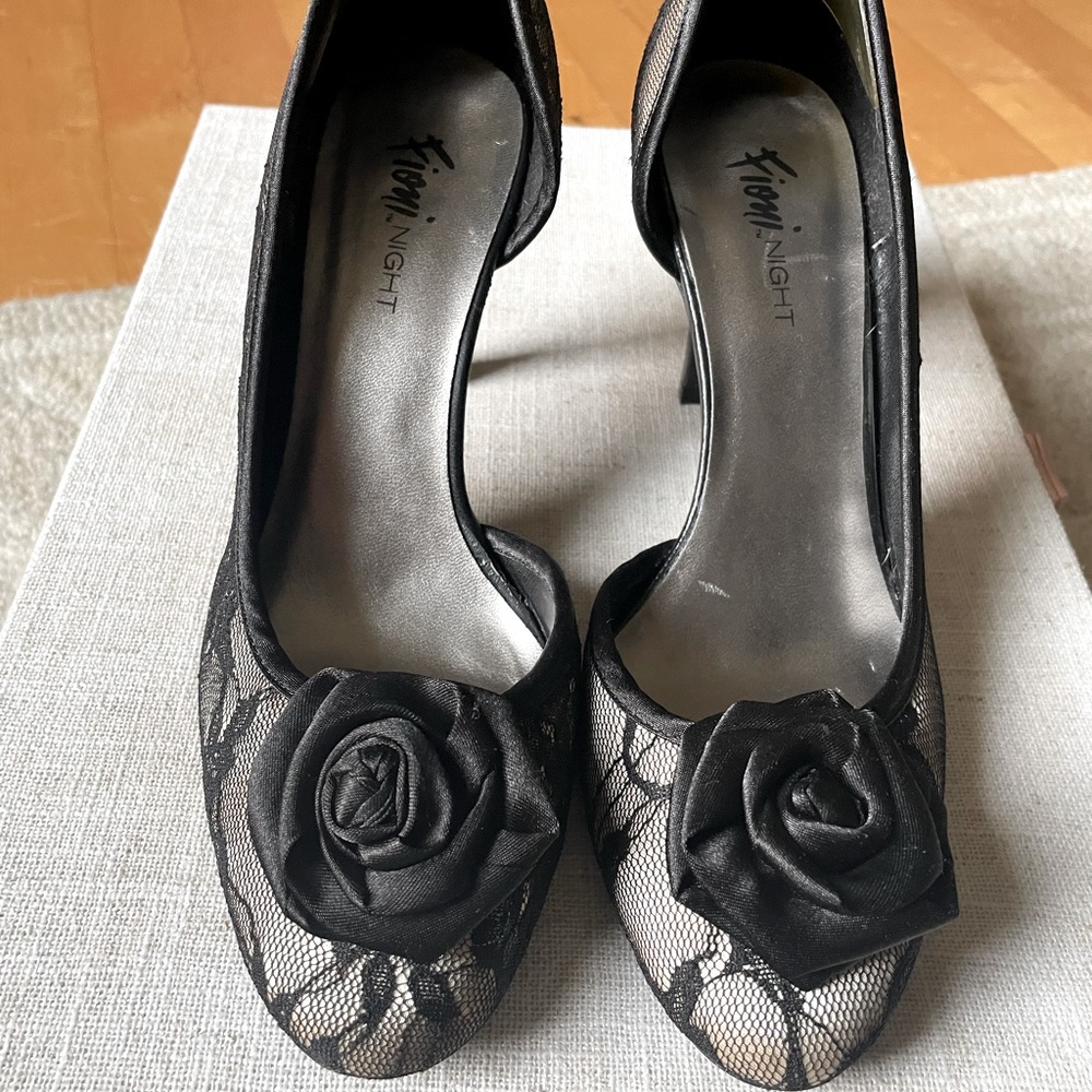 Fioni Night black lace and gold heels. Barely worn.